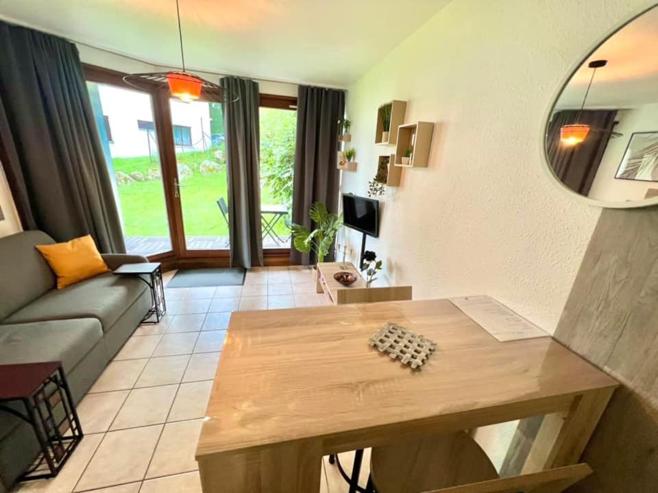 Joli Studio Cosy, Vue Magnifique Et Terrasse Privee Gérardmer Extérieur photo